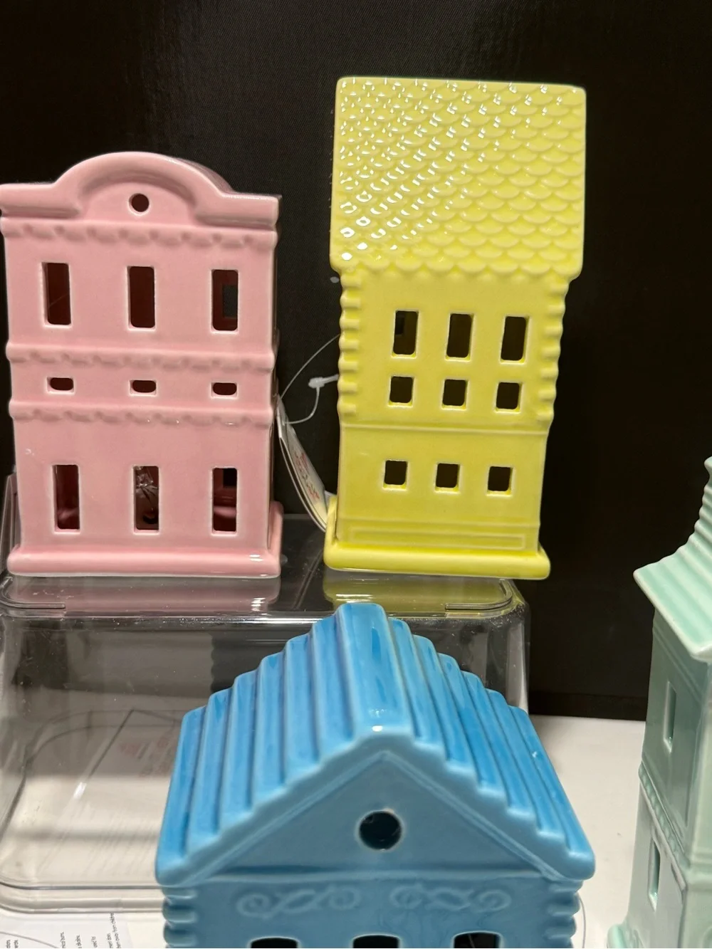 5 Target Bullseye All-Season Ceramic Pastel LED‎ Light-Up Houses Diorama Realtor